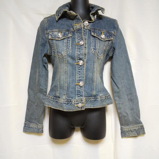 襟ワイヤー入りGジャン/デニムジャケット★キラキラボタン < 女性ファッション 襟ワイヤー入りGジャン/デニムジャケット★キラキラボタン < 女性ファッションの