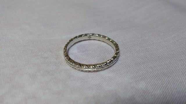 正規良 ラブ&ヘイト 1Pストーン ゴシックフェザーリング SV 11号 ローリーロドキン ナローバンド指輪 ペアリング○重ね付け < ブランド  正規良 ラブ&ヘイト 1Pストーン ゴシックフェザーリング SV 11号 ローリーロドキン ナローバンド指輪 ペアリング○重ね付け < ブランドの