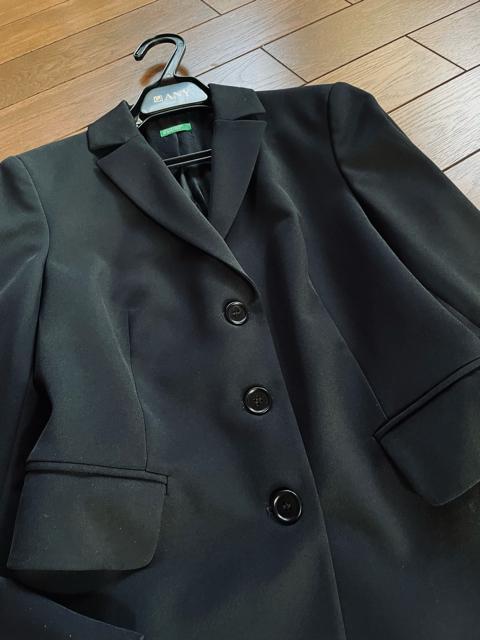 yUNITED COLORS OF BENETTONzxlg㎿ubNe[[hWPbgrWlXtH[}Ȃǂɂ  uh 