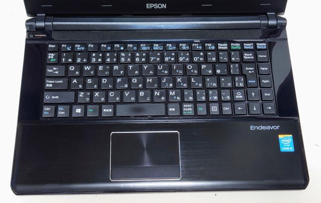 EPSON Endeavor Corei5 8GB ViSSD256GB Windows11 DVD WebJ  PC{/Ӌ@ 