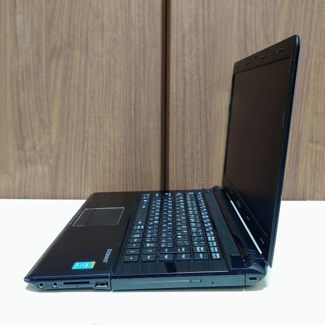 EPSON Endeavor Corei5 8GB ViSSD256GB Windows11 DVD WebJ  PC{/Ӌ@ 