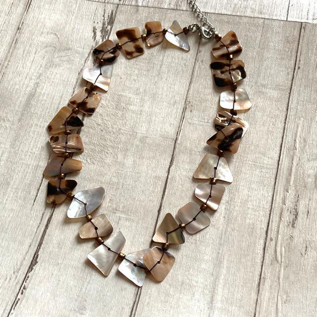 ☆シェルビーズのネックレス < 女性アクセサリー/時計 ☆シェルビーズのネックレス < 女性アクセサリー/時計の