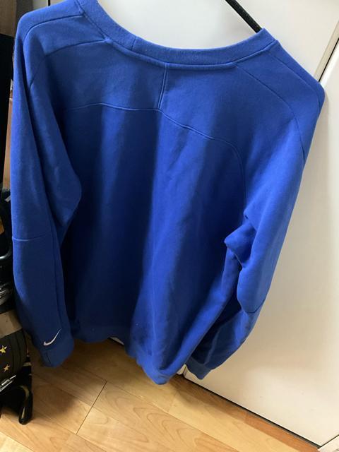 NIKE �Ò��@�����O�V���c�@������ �� �u�����h�� 