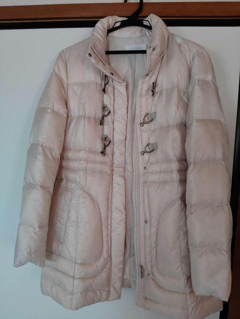 オンワードBY SIS エニィスィス トグルボタン デザイン ダウンコート ピンクベージュ系 サイズ3 < 女性ファッション オンワードBY SIS エニィスィス トグルボタン デザイン ダウンコート ピンクベージュ系 サイズ3 < 女性ファッションの