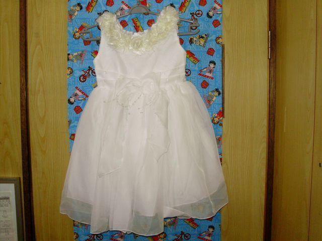 新品未使用 フォーマルドレス 120 ホワイト < キッズ/ベビー  新品未使用 フォーマルドレス 120 ホワイト  < キッズ/ベビーの