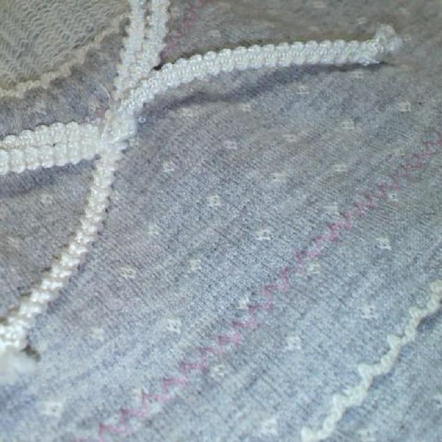 キッズHusHusH/ハッシュアッシュグレー フリル ワンピース 90p < ブランド  キッズHusHusH/ハッシュアッシュグレー フリル ワンピース 90p < ブランドの