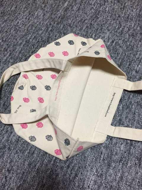 キャンバス地 丸底 トートバッグ < 女性ファッション  キャンバス地 丸底 トートバッグ < 女性ファッションの