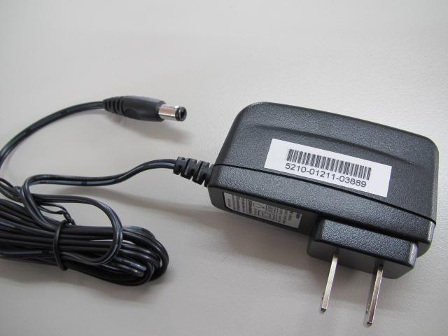 中古品 Logitec ACアダプター LA-5W5L-03 < 家電/AV  中古品 Logitec ACアダプター LA-5W5L-03 < 家電/AVの