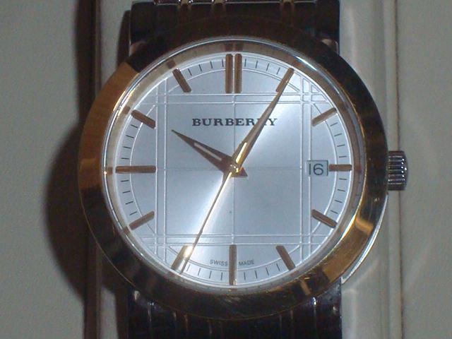 BURBERRY レディース腕時計 未使用品 < 女性アクセサリー/時計  BURBERRY レディース腕時計 未使用品 < 女性アクセサリー/時計の