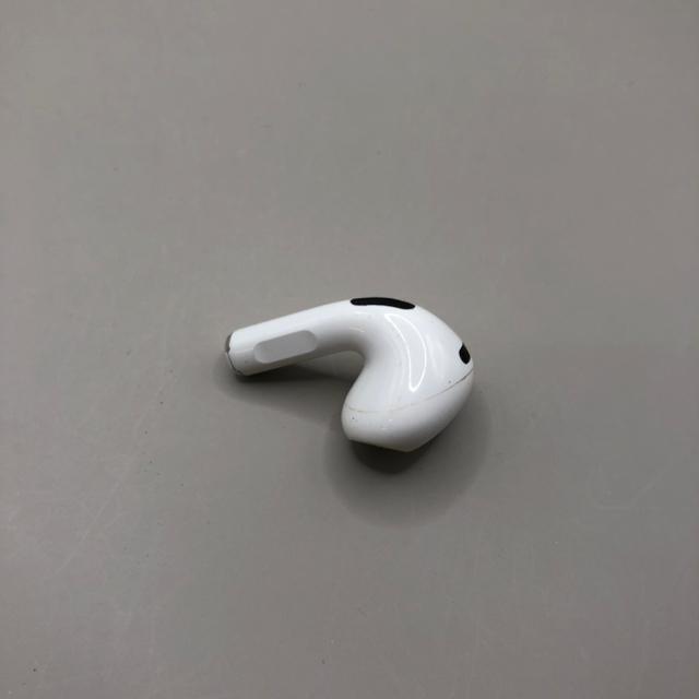 即決 Apple アップル AirPods 第3世代 左耳のみ A2564 < 家電/AV  即決 Apple アップル AirPods 第3世代 左耳のみ A2564 < 家電/AVの