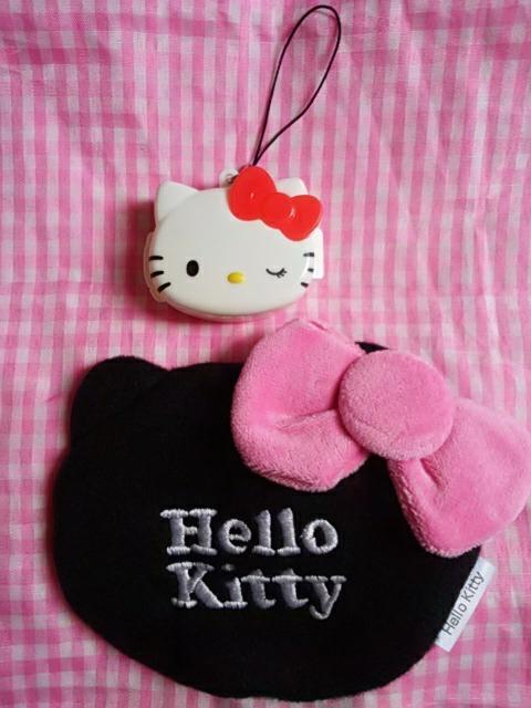 未使用 ハローキティ カイロポーチ&小物入れストラップ < 女性ファッション 未使用 ハローキティ カイロポーチ&小物入れストラップ < 女性ファッションの