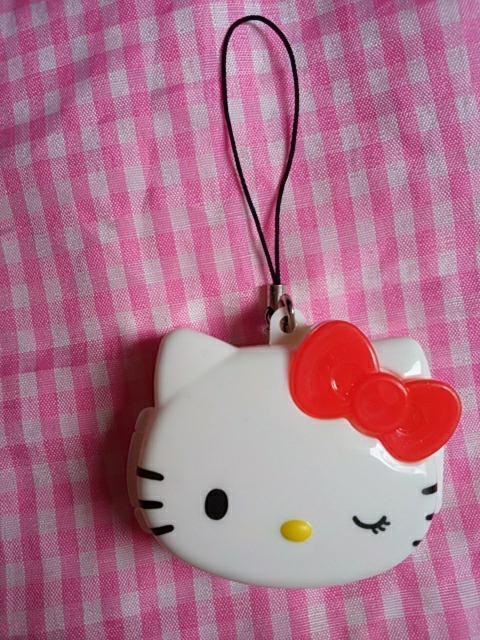 未使用 ハローキティ カイロポーチ&小物入れストラップ < 女性ファッション 未使用 ハローキティ カイロポーチ&小物入れストラップ < 女性ファッションの