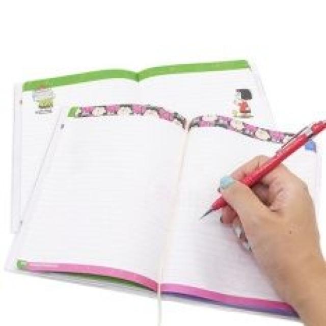 【スヌーピー】2016年♪ペンホルダー&ポケット付 B6スケジュール手帳 < インテリア/ライフ  【スヌーピー】2016年♪ペンホルダー&ポケット付 B6スケジュール手帳 < インテリア/ライフの