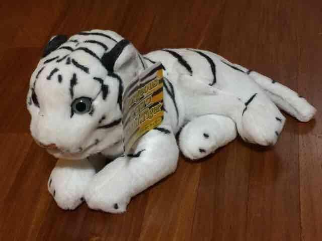 ゴージャスふわふわチビタイガー < おもちゃ  ゴージャスふわふわチビタイガー < おもちゃの