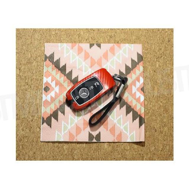 超LED】メルセデスベンツ 専用スマートキー カバー TypeE ストラップ付 ブラックカーボン < 自動車/バイク 超LED】メルセデスベンツ 専用スマートキー カバー TypeE ストラップ付 ブラックカーボン < 自動車/バイク