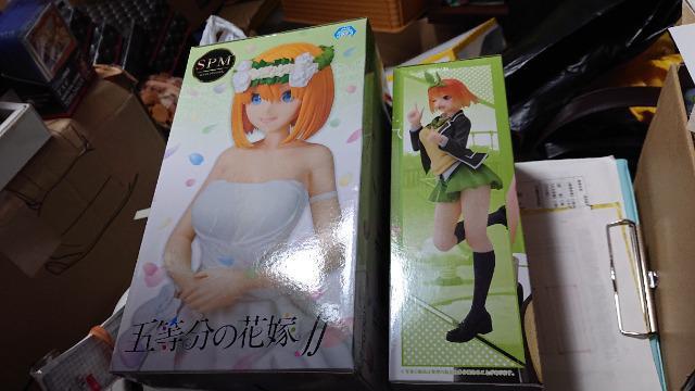 五等分の花嫁・Corefulフィギュア・中野四葉・制服ver・プレミアムフィギュア・中野四葉・花嫁Ver.セット < アニメ/コミック/キャラクター  五等分の花嫁・Corefulフィギュア・中野四葉・制服ver・プレミアムフィギュア・中野四葉・花嫁Ver.セット < アニメ/コミック/キャラクターの