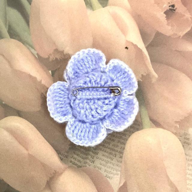 ハンドメイド♪かぎ針編み 薔薇風お花モチーフのブローチ < 女性ファッション  ハンドメイド♪かぎ針編み 薔薇風お花モチーフのブローチ < 女性ファッションの