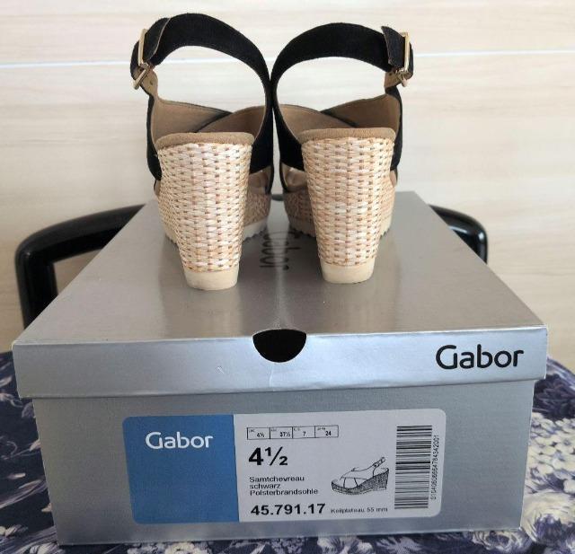 Gabor/ガボールクロスストラップウェッジサンダル/スエード素材/ブラック/黒/サイズ4 1/2/日本サイズ24cm < ブランド  Gabor/ガボールクロスストラップウェッジサンダル/スエード素材/ブラック/黒/サイズ4 1/2/日本サイズ24cm < ブランドの