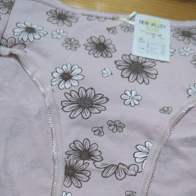 新品衣類 スモーキーピンクの花柄 LL < 女性ファッション  新品衣類 スモーキーピンクの花柄 LL < 女性ファッションの