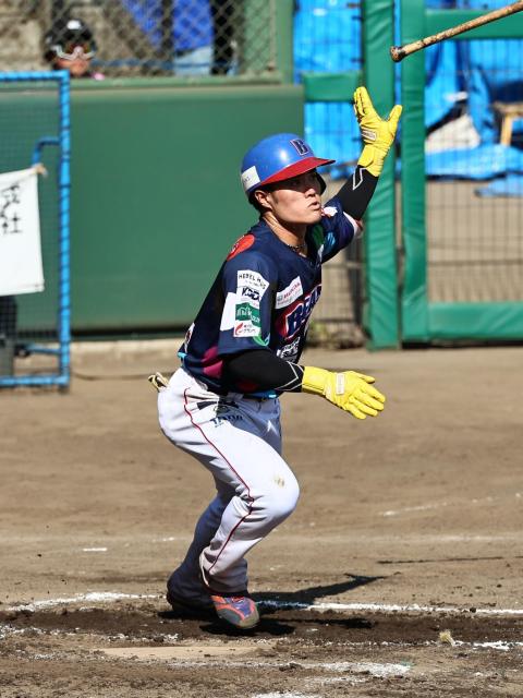 #1 大城 龍馬選手 おふろcafeDAY限定 水玉ユニフォーム(着用・直筆サイン入り) < レジャー/スポーツ #1 大城 龍馬選手 おふろcafeDAY限定 水玉ユニフォーム(着用・直筆サイン入り) < レジャー/スポーツの