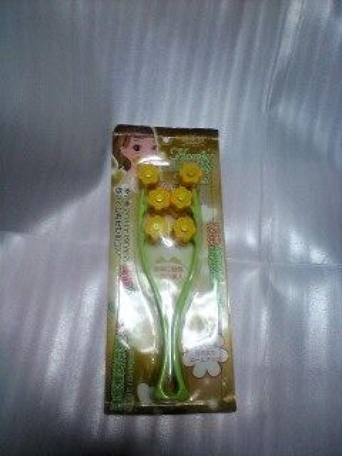 フラワーフェイスアップローラーイエロ- < ヘルス/ビューティー フラワーフェイスアップローラーイエロ- < ヘルス/ビューティーの