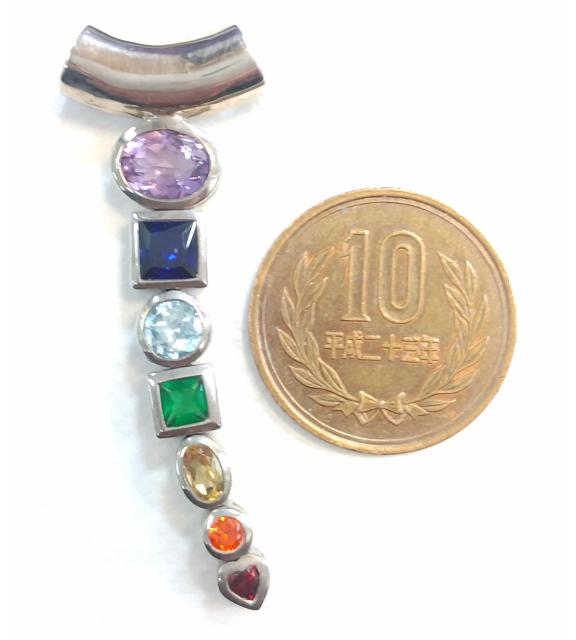 PeterStone: Chakra with Gems Pendant  ANZT[/v 