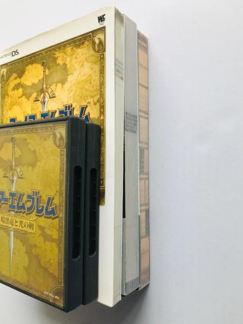 ファイアーエムブレム 新・暗黒竜と光の剣 紋章の謎 光と影の英雄 任天堂公式ガイドブック パーフェクト 帯 ポスター 攻略本セット < ゲーム本体/ソフト ファイアーエムブレム 新・暗黒竜と光の剣 紋章の謎 光と影の英雄 任天堂公式ガイドブック パーフェクト 帯 ポスター 攻略本セット < ゲーム本体/ソフトの