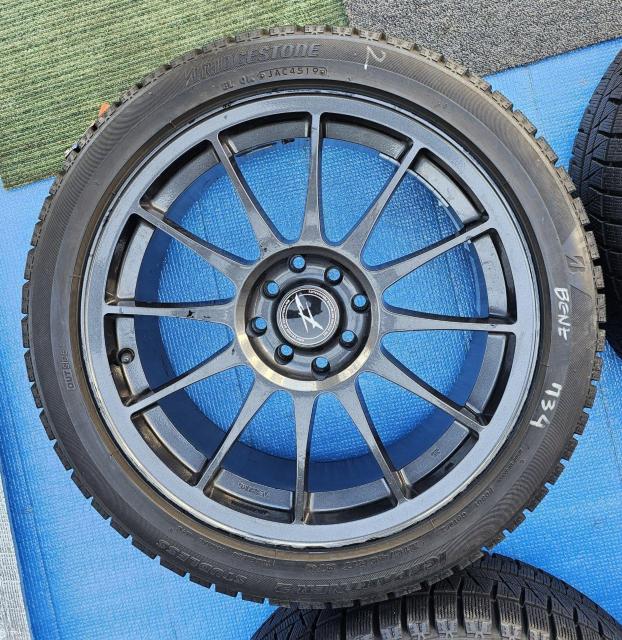 ENKEI FEDERAL TURISMOアルミホイール17インチ7J+40 pcd100/114.3マルチ4穴スタッドレスタイヤ < 自動車/バイク ENKEI FEDERAL TURISMOアルミホイール17インチ7J+40 pcd100/114.3マルチ4穴スタッドレスタイヤ < 自動車/バイク