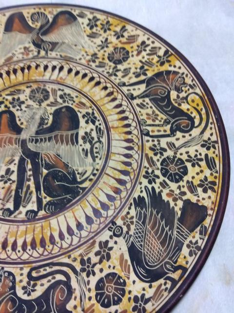 ♪飾り皿 線彫り ペルシャ? < インテリア/ライフ  ♪飾り皿 線彫り ペルシャ? < インテリア/ライフの