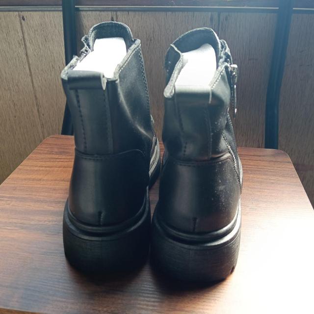 新品 22.5cm レディース ブーツ ブラック 厚底 シューズ サイドゴア < 女性ファッション 新品 22.5cm レディース ブーツ ブラック 厚底 シューズ サイドゴア < 女性ファッションの