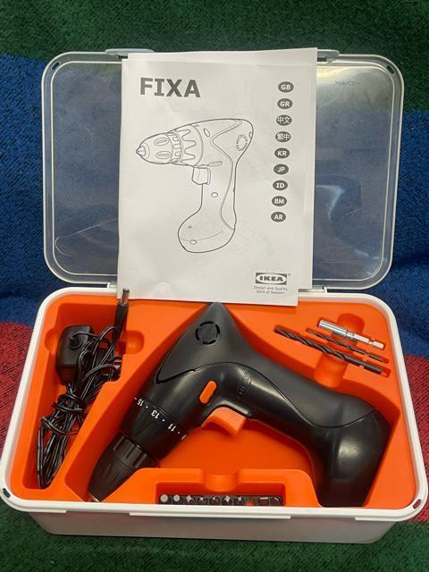 IKEA FIXA 7.2V 電動ドライバードリル 充電器&ビットセット付き IKEA 電動ドライバー 電動工具 充電式 ドリル < 家電/AV IKEA FIXA 7.2V 電動ドライバードリル 充電器&ビットセット付き IKEA 電動ドライバー 電動工具 充電式 ドリル < 家電/AVの