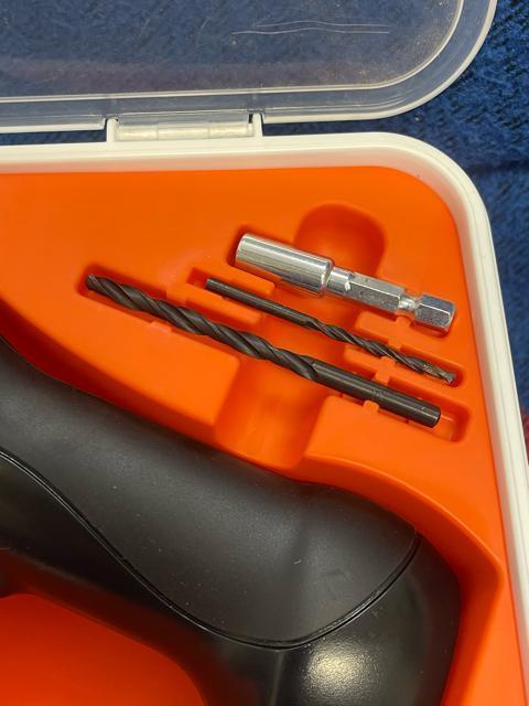 IKEA FIXA 7.2V 電動ドライバードリル 充電器&ビットセット付き IKEA 電動ドライバー 電動工具 充電式 ドリル < 家電/AV IKEA FIXA 7.2V 電動ドライバードリル 充電器&ビットセット付き IKEA 電動ドライバー 電動工具 充電式 ドリル < 家電/AVの