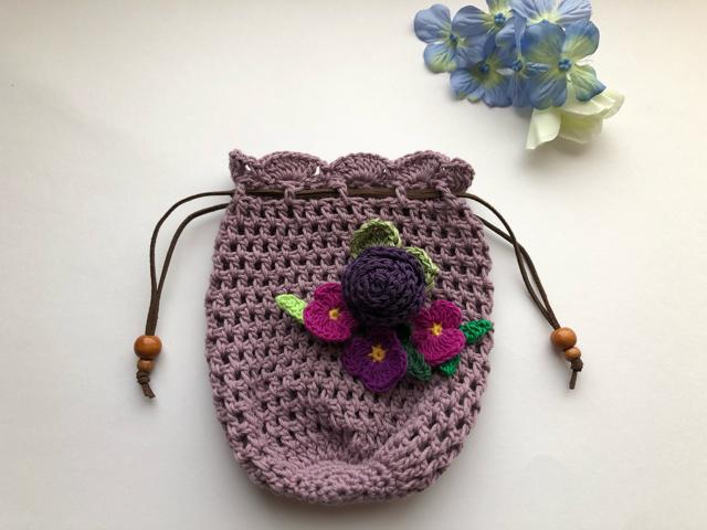 ハンドメイド  ポーチ 巻き巻き薔薇とすみれ♪ コットン 紫 < 女性ファッション  ハンドメイド  ポーチ 巻き巻き薔薇とすみれ♪ コットン 紫  < 女性ファッションの