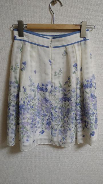 LAISSE PASSE★レッセパッセ☆花柄スカート☆ < ブランド  LAISSE PASSE★レッセパッセ☆花柄スカート☆ < ブランドの