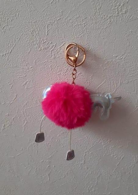 新品■ユニコーン フェイクファー 2way キーホルダー バッグチャーム◆ピンク < 女性ファッション  新品■ユニコーン フェイクファー 2way キーホルダー バッグチャーム◆ピンク < 女性ファッションの