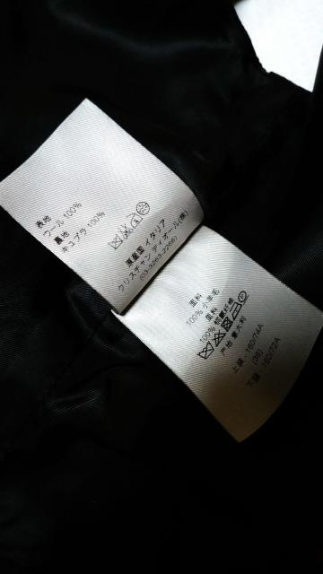 国内正規 美品 ディオールオム スモーキングショールジレ 黒 シャイニー光沢ラペルベスト 最小38 XXS ジャケット以上の存在感 < ブランド  国内正規 美品 ディオールオム スモーキングショールジレ 黒 シャイニー光沢ラペルベスト 最小38 XXS ジャケット以上の存在感 < ブランドの