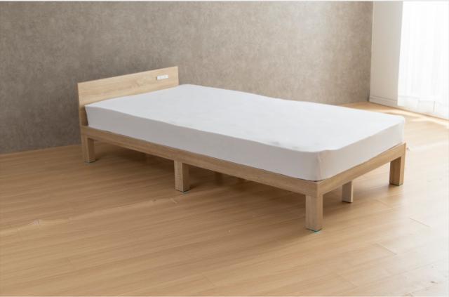 【新品未使用】コンセント付きすのこベッド 天然木 木製 シングル フレームのみ ブラウン < インテリア/ライフ 【新品未使用】コンセント付きすのこベッド 天然木 木製 シングル フレームのみ ブラウン < インテリア/ライフの