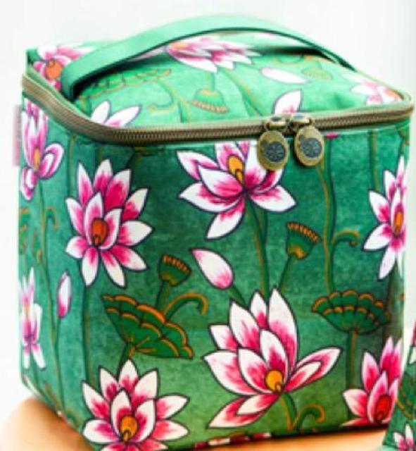 Gt^nEXIu[^XGKgȃojeBP[X 