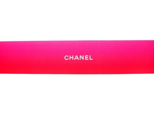 シャネル ワイドリボン ラッピンリボン 限定カラー レッド×ピンク グラデーション ロゴ入り 68.5cm CHANEL【正規品】 < ブランド  シャネル ワイドリボン ラッピンリボン 限定カラー レッド×ピンク グラデーション ロゴ入り 68.5cm CHANEL【正規品】 < ブランドの