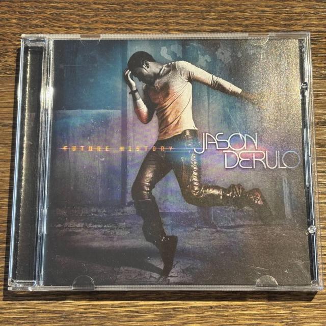 yJASON DERULOzFUTURE HISTORY   CD/DVD/rfI 