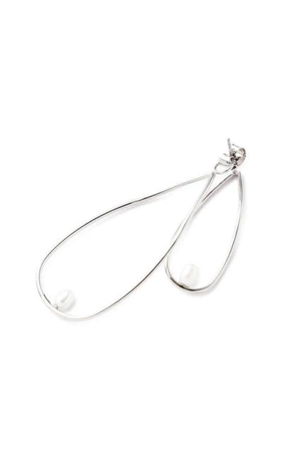 定価3,190円●ROSE BUD●パール付きアシンメティアドロップピアス【新品未使用】アシンメトリー パールピアス●シルバー < ブランド  定価3,190円●ROSE BUD●パール付きアシンメティアドロップピアス【新品未使用】アシンメトリー パールピアス●シルバー < ブランドの