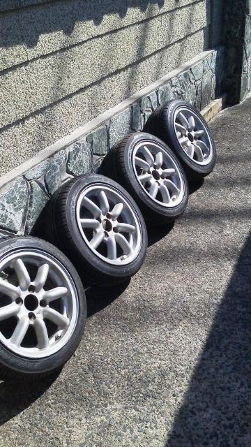 希少ブラックレーシングバリ山引っ張り155/55R14 < 自動車/バイク 希少ブラックレーシングバリ山引っ張り155/55R14 < 自動車/バイク