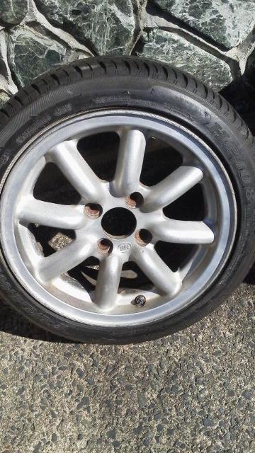 希少ブラックレーシングバリ山引っ張り155/55R14 < 自動車/バイク 希少ブラックレーシングバリ山引っ張り155/55R14 < 自動車/バイク
