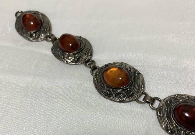 アンティークヴィンテージ☆琥珀ブレスレット < 女性アクセサリー/時計 アンティークヴィンテージ☆琥珀ブレスレット < 女性アクセサリー/時計の