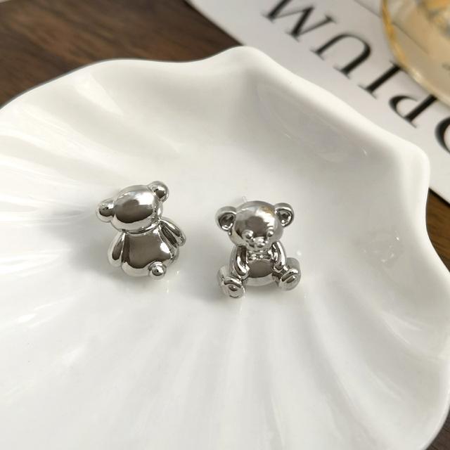 クマ ピアス シルバー【両耳セット】 < 女性アクセサリー/時計  クマ ピアス シルバー【両耳セット】 < 女性アクセサリー/時計の