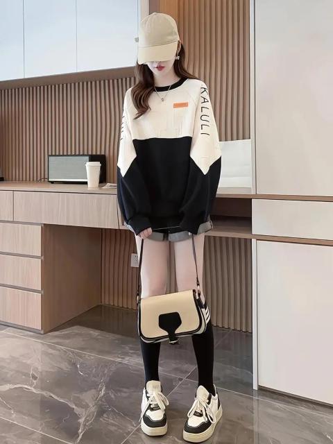 超お買い得2990円★女性用カジュアルクルーネックスウェットシャツ、刺繍入り文字 -USAサイズM(日本サイズL相当) < 女性ファッション  超お買い得2990円★女性用カジュアルクルーネックスウェットシャツ、刺繍入り文字 -USAサイズM(日本サイズL相当) < 女性ファッションの