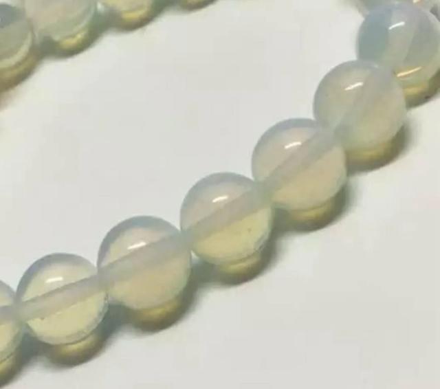 天然石 ミルキークォーツ 10mm玉 ブレスレット 内径約15.5cm(±0.5) < 女性アクセサリー/時計  天然石 ミルキークォーツ 10mm玉 ブレスレット 内径約15.5cm(±0.5) < 女性アクセサリー/時計の