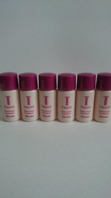 トワニー★シーズナルエッセンスa AW★秋冬用美容液★サンプル6個★ < 香水/コスメ/ネイル トワニー★シーズナルエッセンスa AW★秋冬用美容液★サンプル6個★ < 香水/コスメ/ネイルの