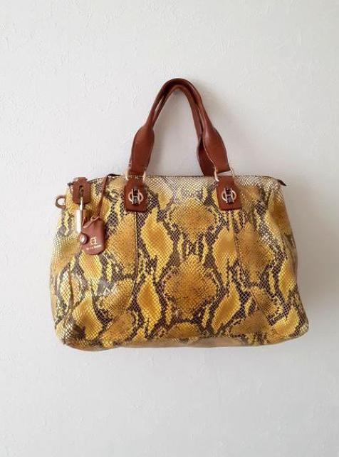 JOY GRYSON ジョイグライソン◆可愛い♪イエロー パイソン柄 ボストンバッグ 南京錠 キー付き < 女性ファッション  JOY GRYSON ジョイグライソン◆可愛い♪イエロー パイソン柄 ボストンバッグ 南京錠 キー付き < 女性ファッションの