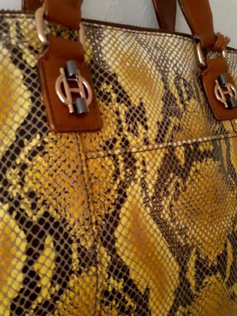 JOY GRYSON ジョイグライソン◆可愛い♪イエロー パイソン柄 ボストンバッグ 南京錠 キー付き < 女性ファッション  JOY GRYSON ジョイグライソン◆可愛い♪イエロー パイソン柄 ボストンバッグ 南京錠 キー付き < 女性ファッションの